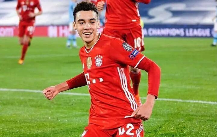 拜仁新星崭露头角，未来或成球队顶梁柱，搜索一般教育业务.