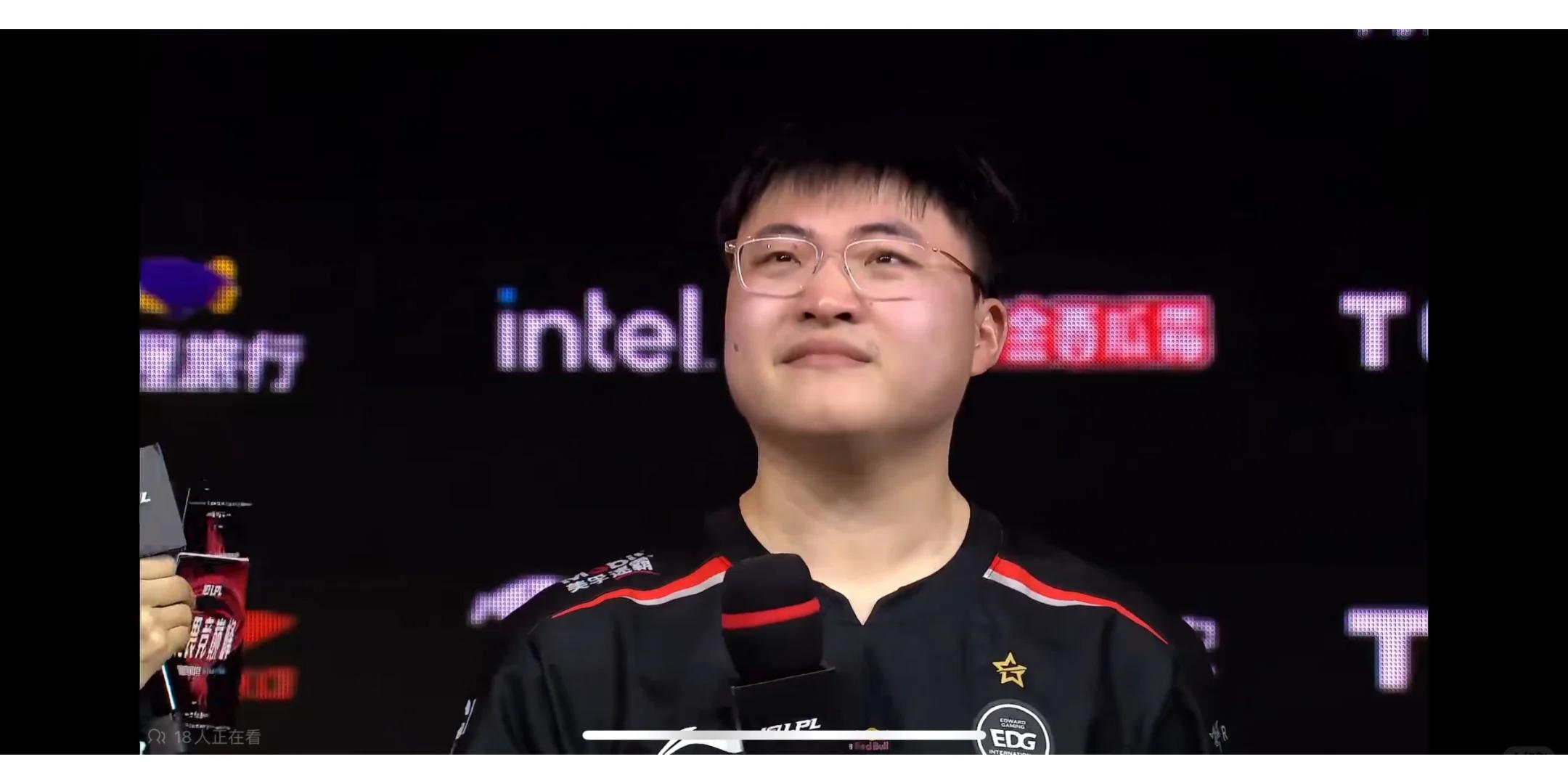 爱游戏网页版入口关于Uzi重返赛场，战术调整首场状态出色，掘金观众沸腾！的信息