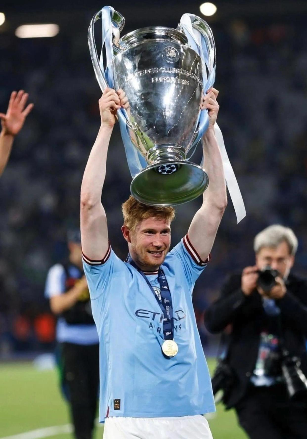 爱游戏试玩 实况足球厄德高 