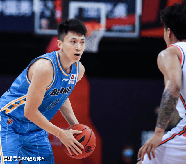 在线试玩游戏包含集结日体能课后,罗马再遭质疑备战CBA季后赛,引发热议,团队化学反应显著的词条